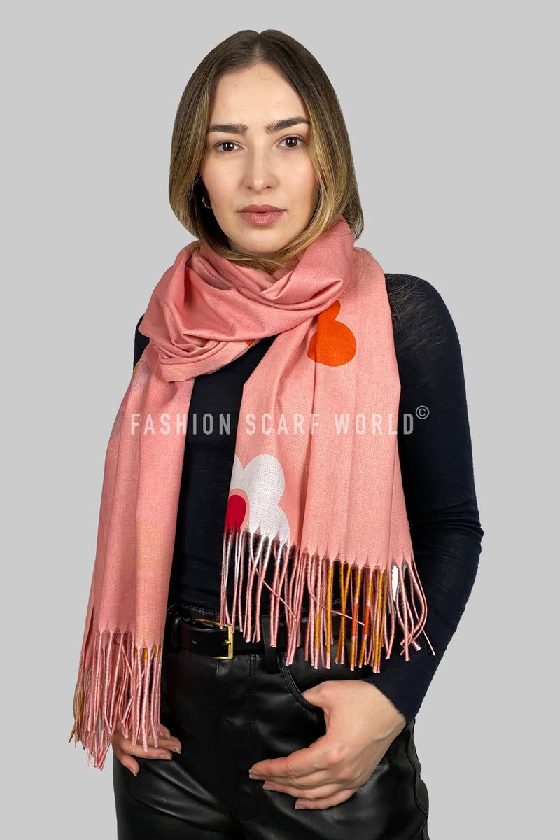Bold Daisy Print Tassel Scarf Fashion Scarf World