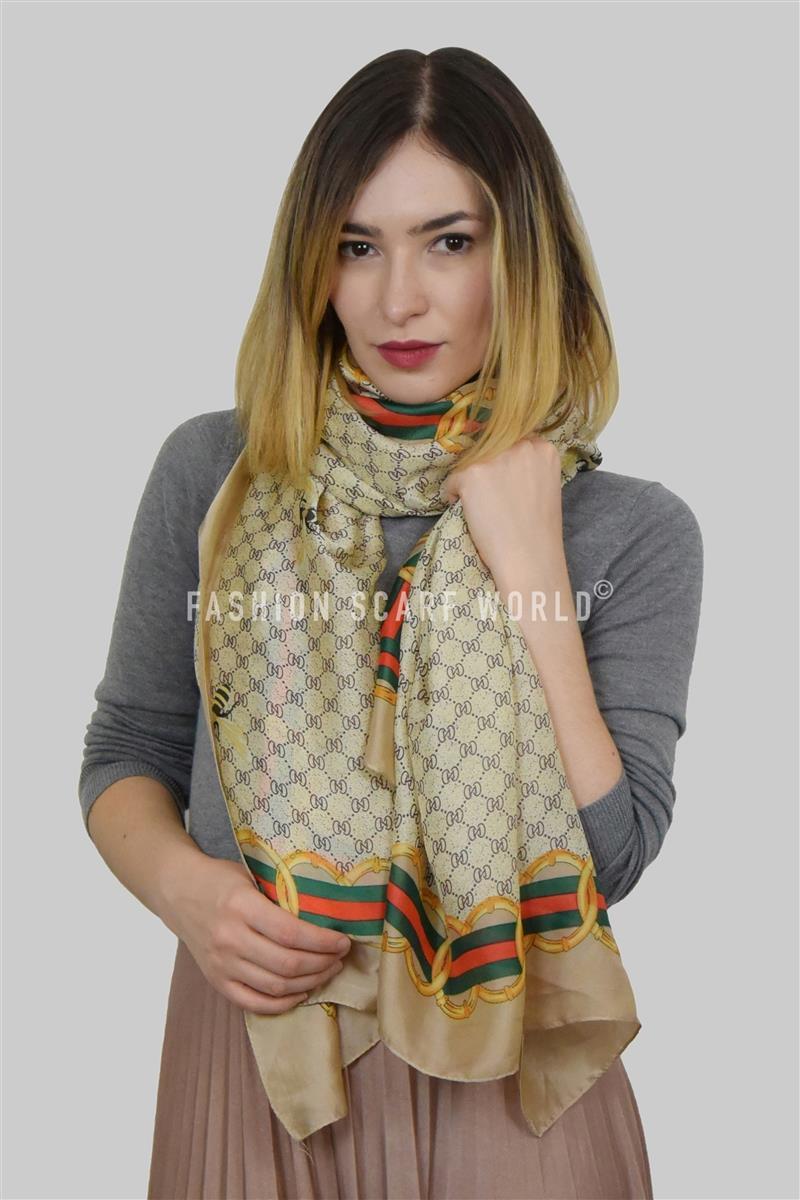Scattered Bee Print With Chain Border Silk Scarf