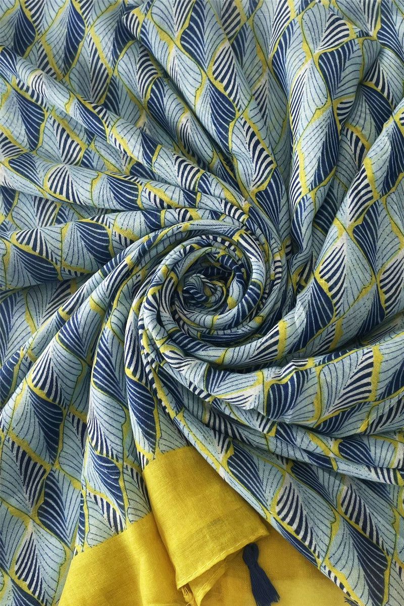 Diamond Leaf Print Tassel Scarf– Fashion Scarf World