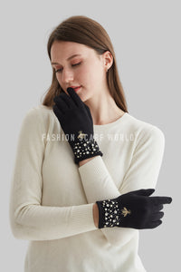 Embroided Bee With Pearl And Diamante Trim Gloves