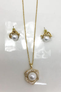 Pearl Floral Stud Earring & Necklace Set - Gold