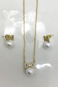 Pearl & Bow Stud Earring & Necklace Set
