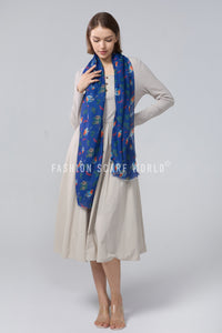 Robin & Berry Print Frayed Scarf