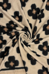 Chic Daisy Print Wool Frayed Scarf