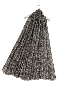 Beautiful Dotted Paisley Print Frayed Scarf