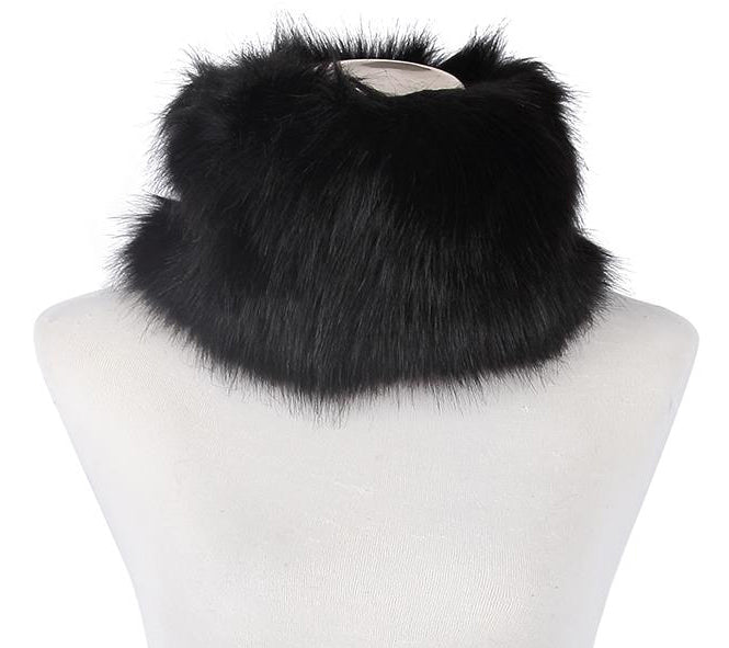 COLOR BLOCK FUR SNOOD