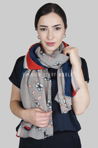 Scattered Daisy Floral Print Crinkle/Pleated Effect Scarf