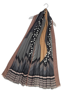 Geo Print Polka Dot Frayed Scarf