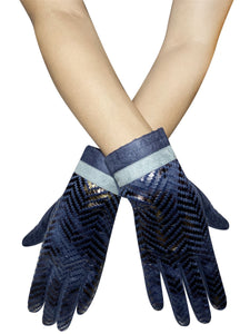 Luxe Snakeskin Print Touchscreen Gloves