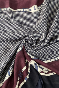 Chain Framed Border Print Scarf
